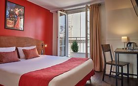 Moulin Plaza Paris 3*